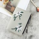 【手工花卉刺繡短夾】【小巧大容量】日式純色古風手工花卉刺繡小巧女錢包皮夾短夾