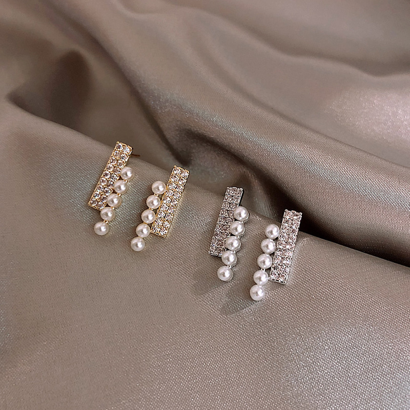 S925銀針超仙珍珠鑲鑽耳釘短款小巧精致耳墜氣質設計感耳飾品